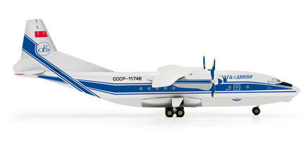 Lietadlo Antonov AN-12 Volga Dnepr Airlines 